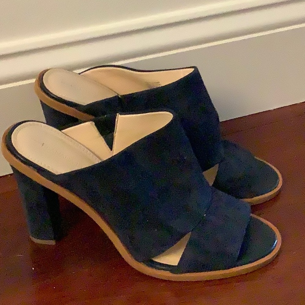 Banana Republic Iliana Heeled Mule Navy Size 8.5
